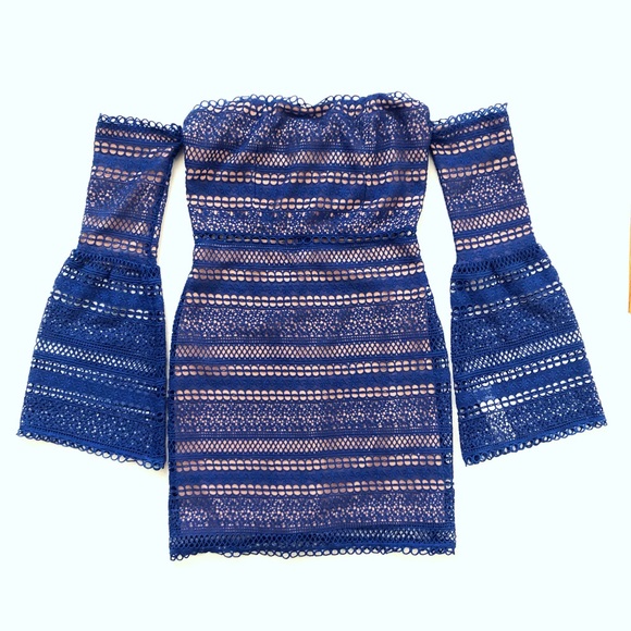 Foxiedox Off Shoulder Lace Knit Sheath Dress - Picture 4 of 5